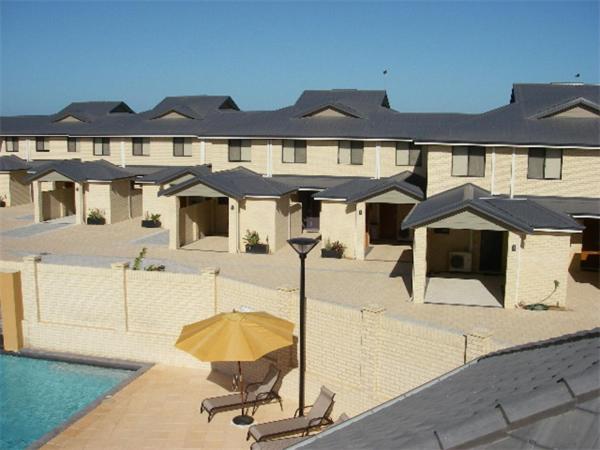 Port Denison Beach Resort Экстерьер фото